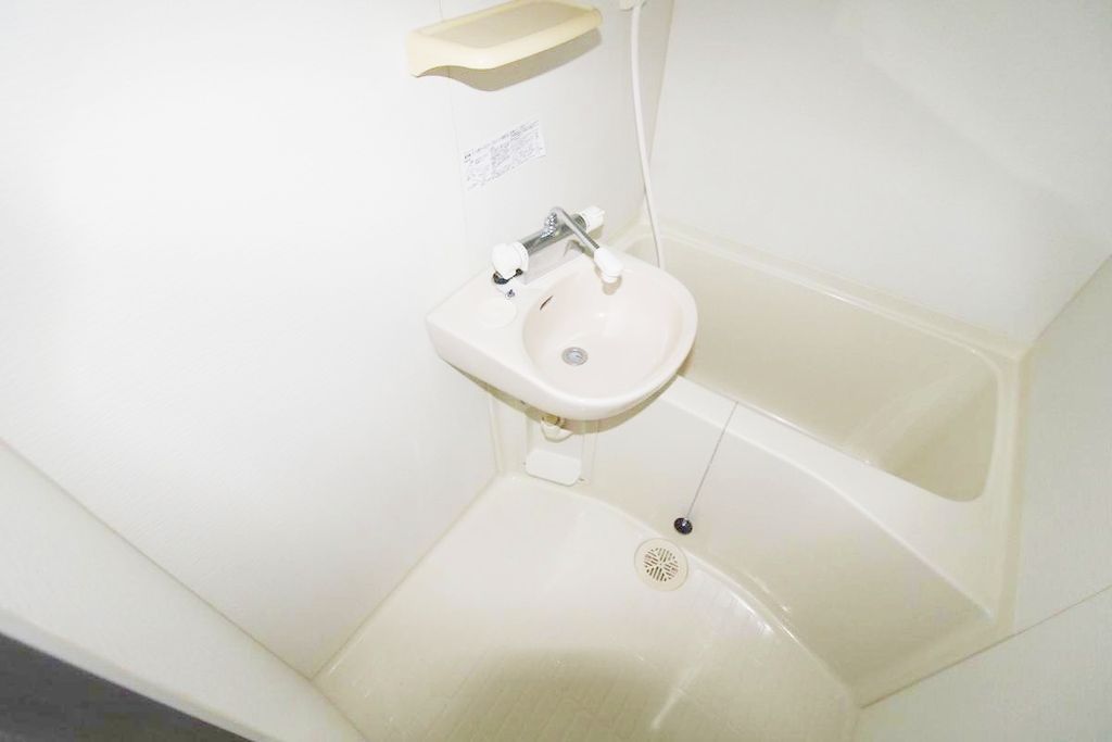 バス・シャワールーム　バス