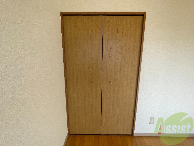 収納　収納はクローゼットになります。荷物等はコチラにどうぞ。
