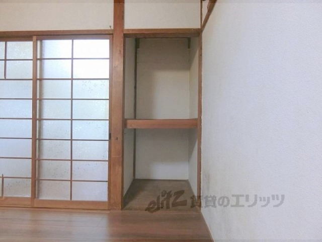 収納　洋室収納
