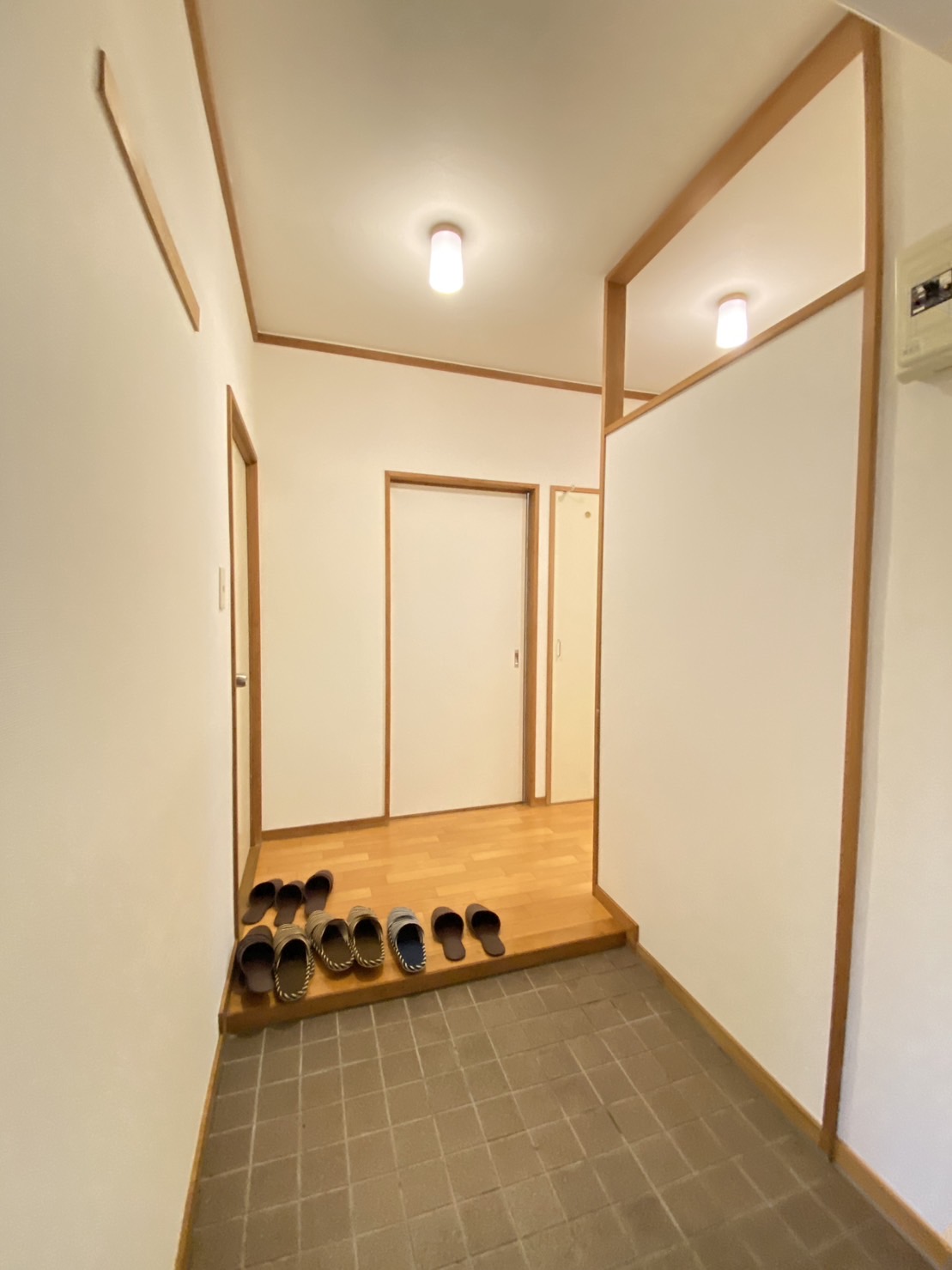 シティハイツ狩口の玄関写真