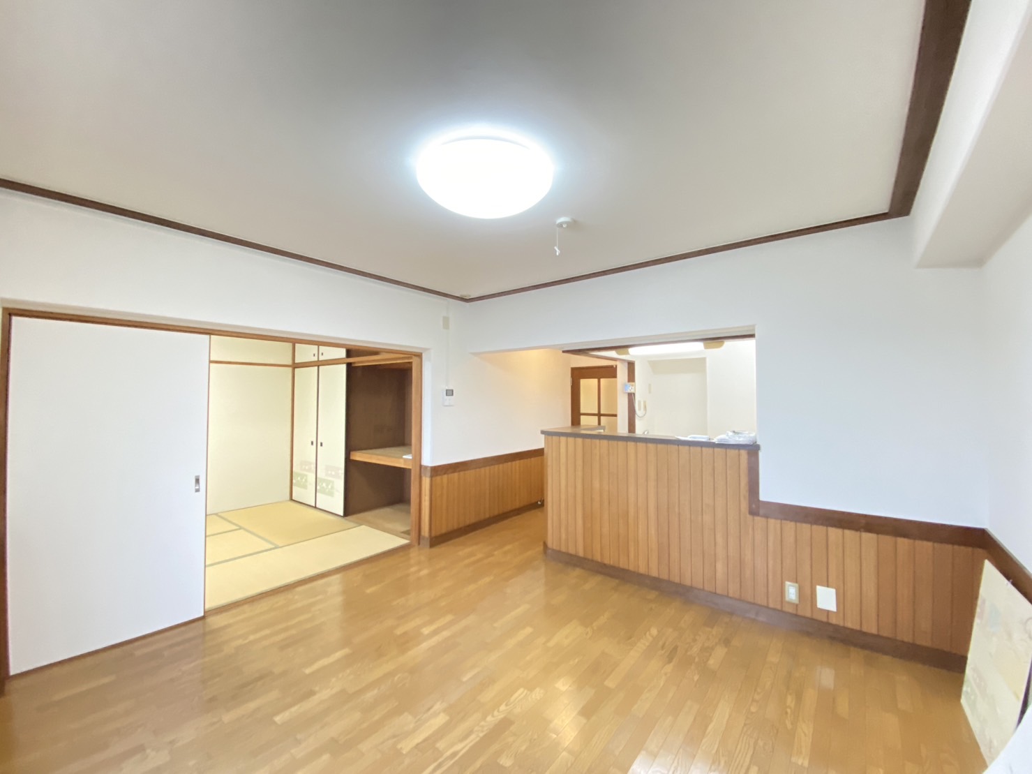 シティハイツ狩口の居間写真