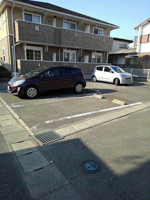 【コルニオロの駐車場】