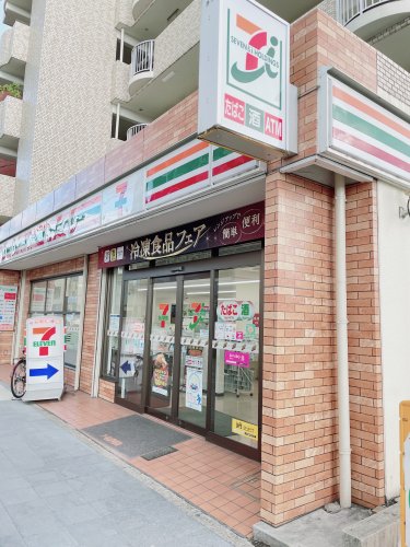 【名古屋市千種区豊年町のアパートのコンビニ】