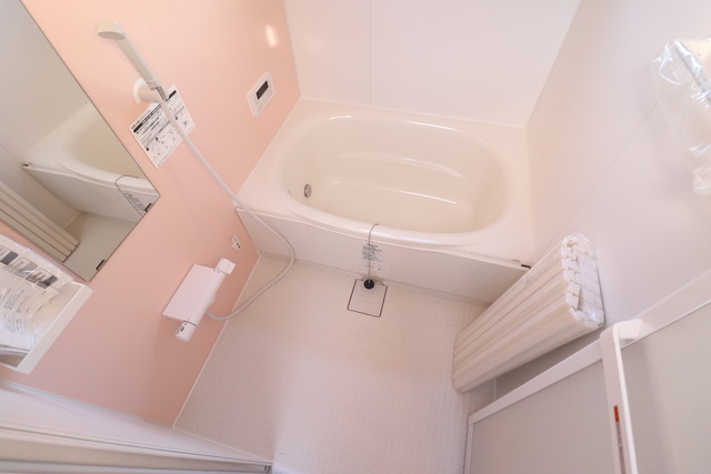 バス・シャワールーム　追い焚き機能付