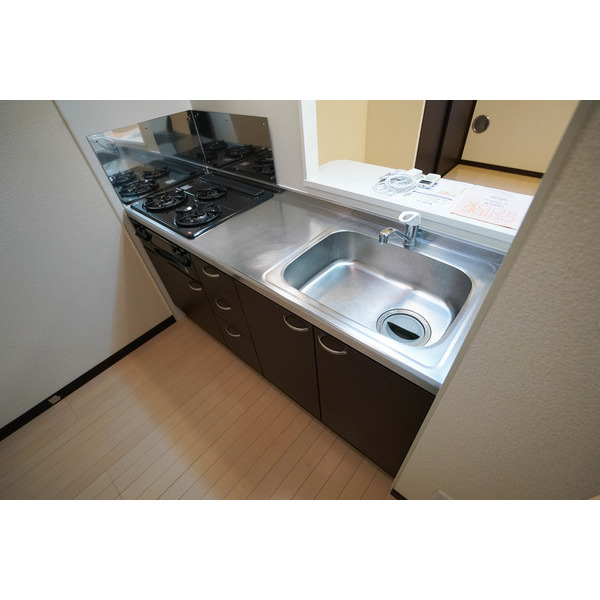 キッチン　同タイプのお部屋