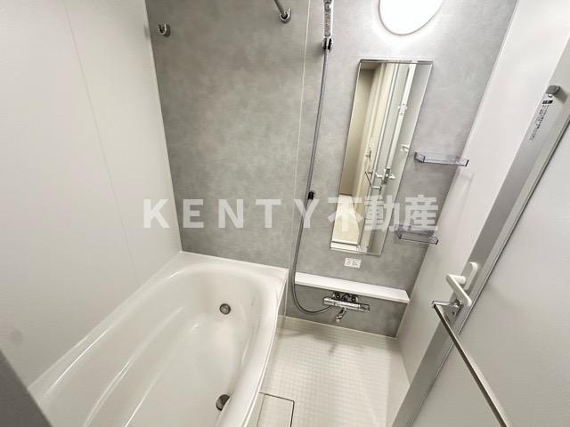 バス・シャワールーム　日々の疲れを癒すお風呂付です