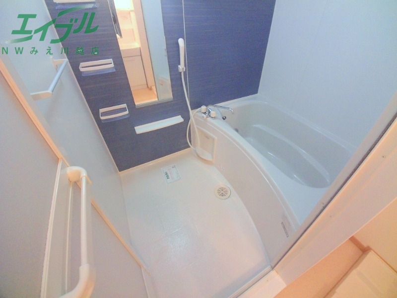 バス・シャワールーム　別部屋参考写真です