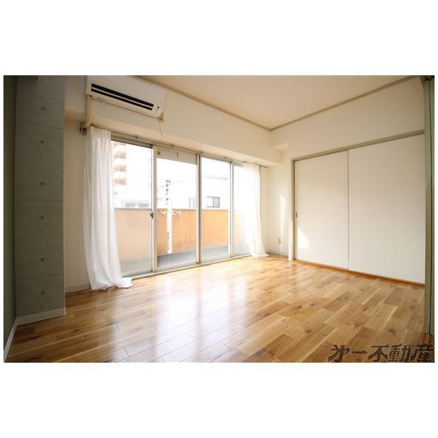 建物外観　洋室