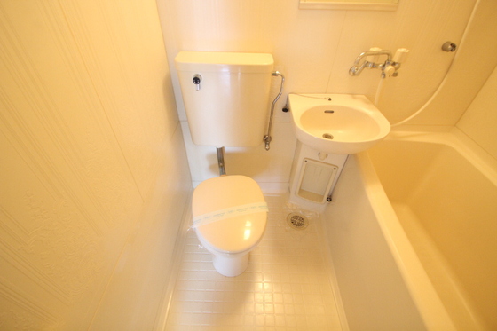 トイレ　※別号室