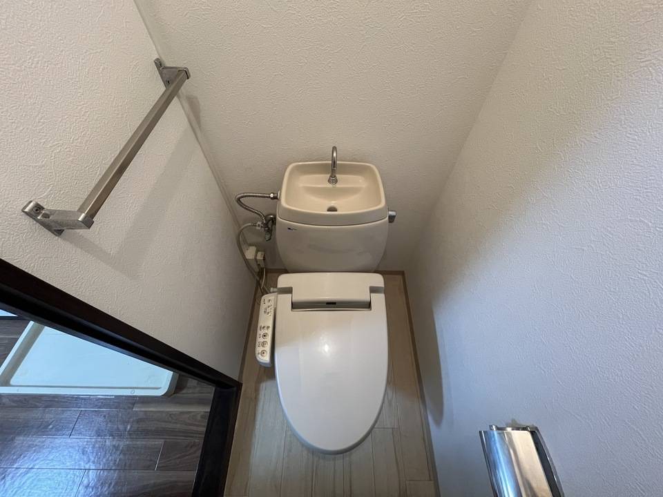 トイレ　トイレ