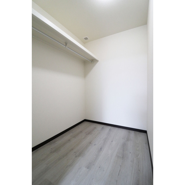 収納　ウォークインクローゼット