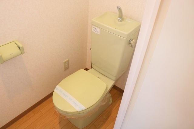 トイレ　同物件別号室