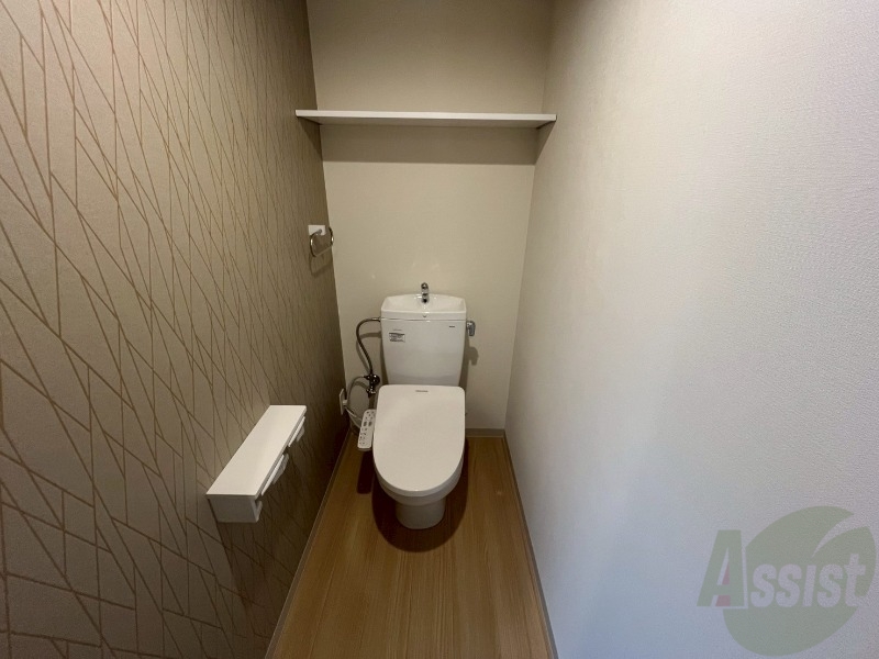 トイレ　こちらはトイレです。清潔感があり、安心して使用できます。