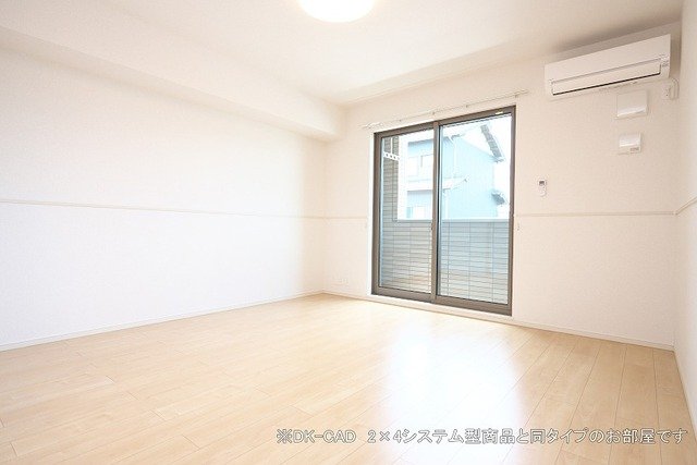 居室・リビング　ゆったりとした居間です