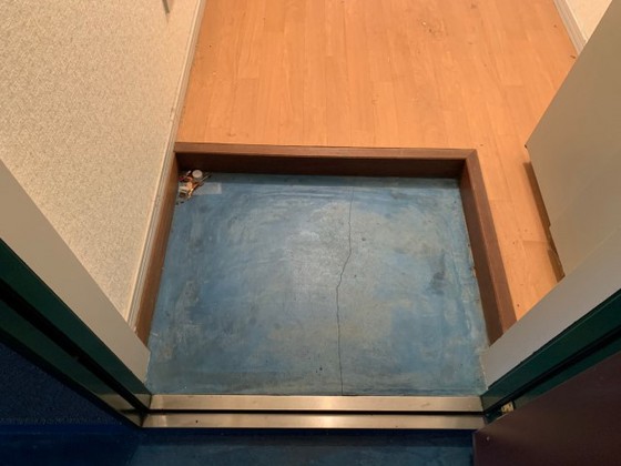 玄関　※別部屋の写真です