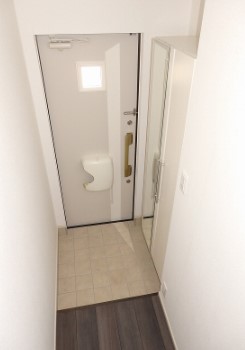 玄関　下駄箱