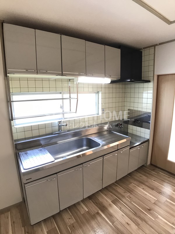 キッチン　きれいなキッチンです 同型タイプ