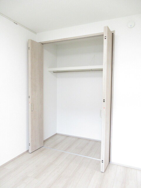 収納　洋室収納