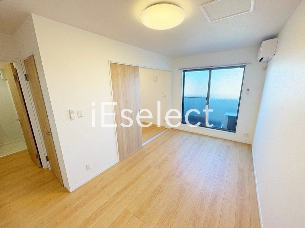 居室・リビング　広々開放的なリビングです♪