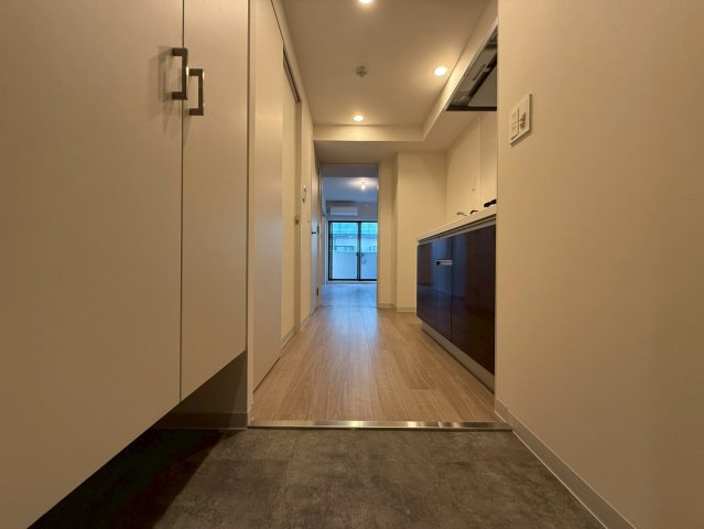 玄関　詳細は、RISUMO江坂本店までお問合せください♪