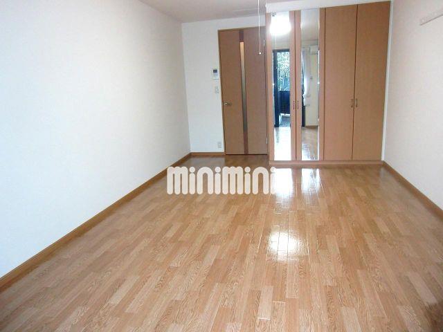 居室・リビング　洋間