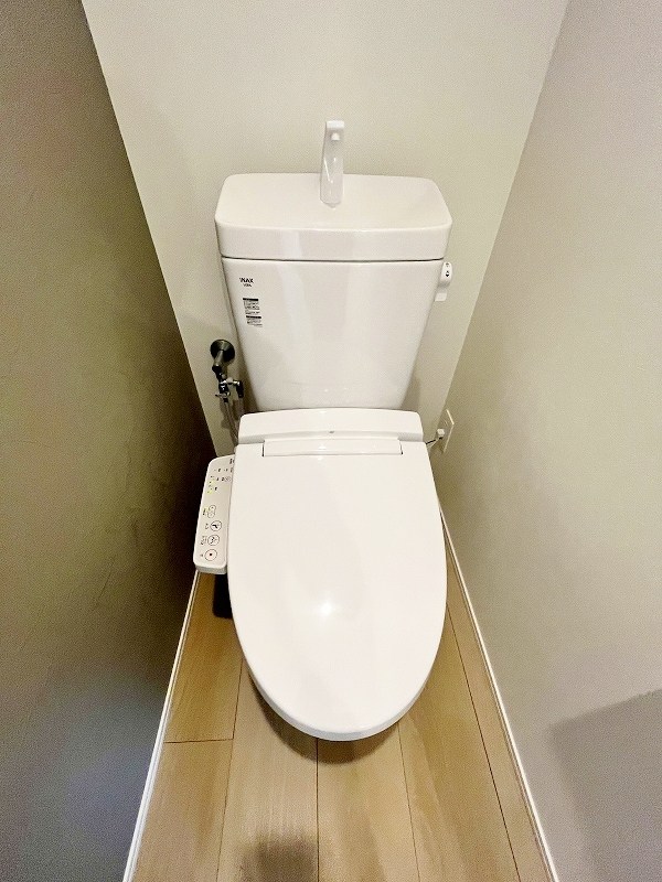 トイレ　★温水洗浄便座★