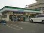 コンビニ　ファミリーマート 福山西町三丁目店（コンビニ）まで394m