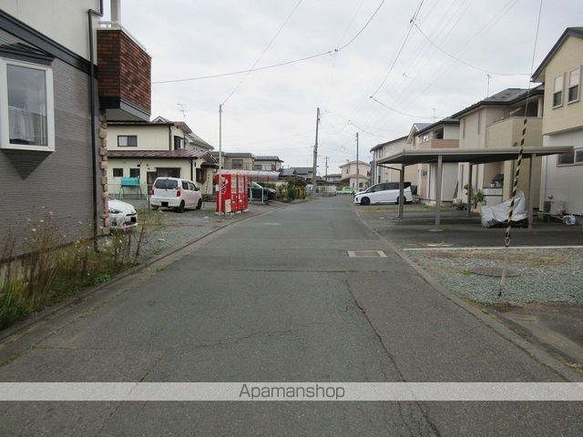 その他　周辺道路（その他）まで0m