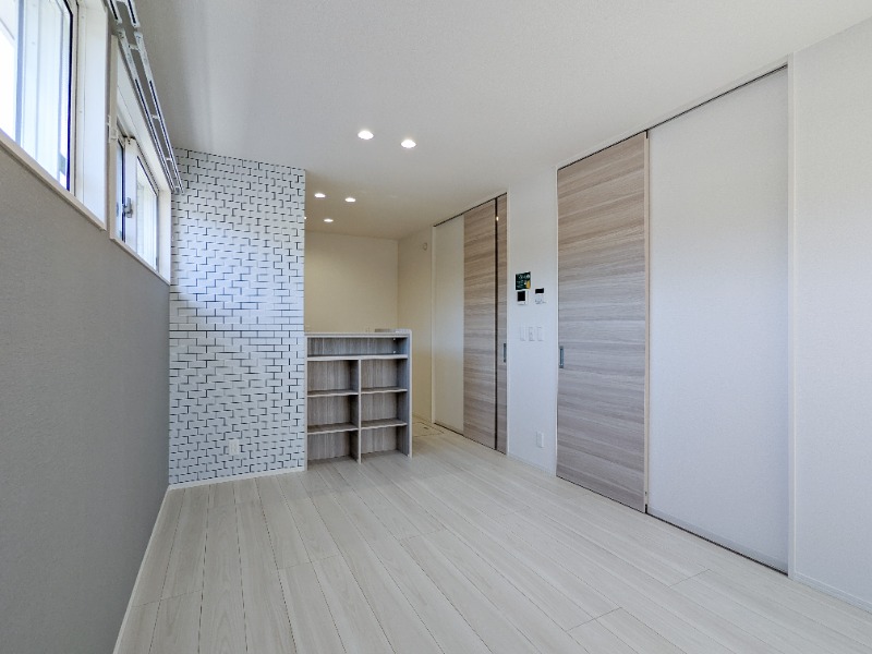 居室・リビング　図面と現状に相違がある場合には現状を優先