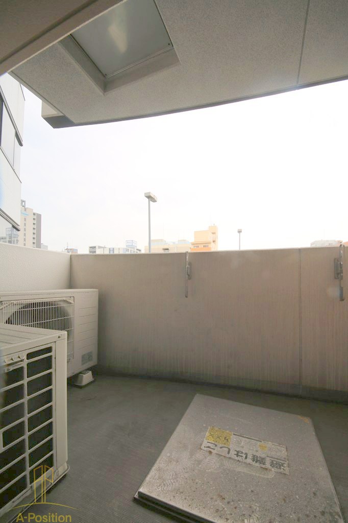 バルコニー　セレニテ桜川駅前プリエ