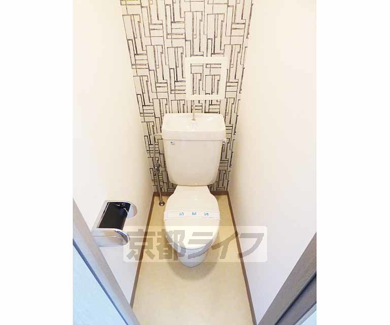 トイレ　アクセントクロス。