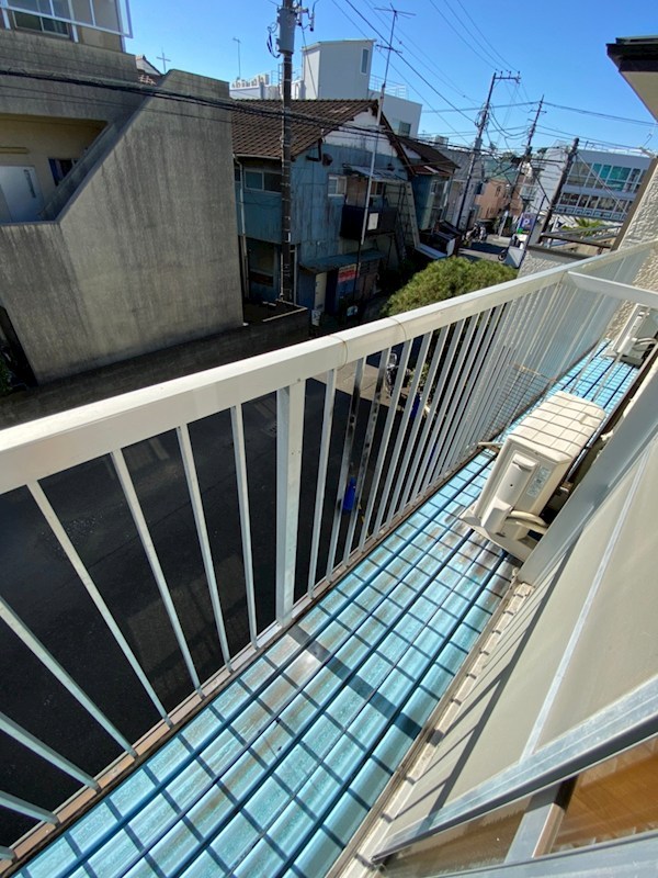 バルコニー　現況優先