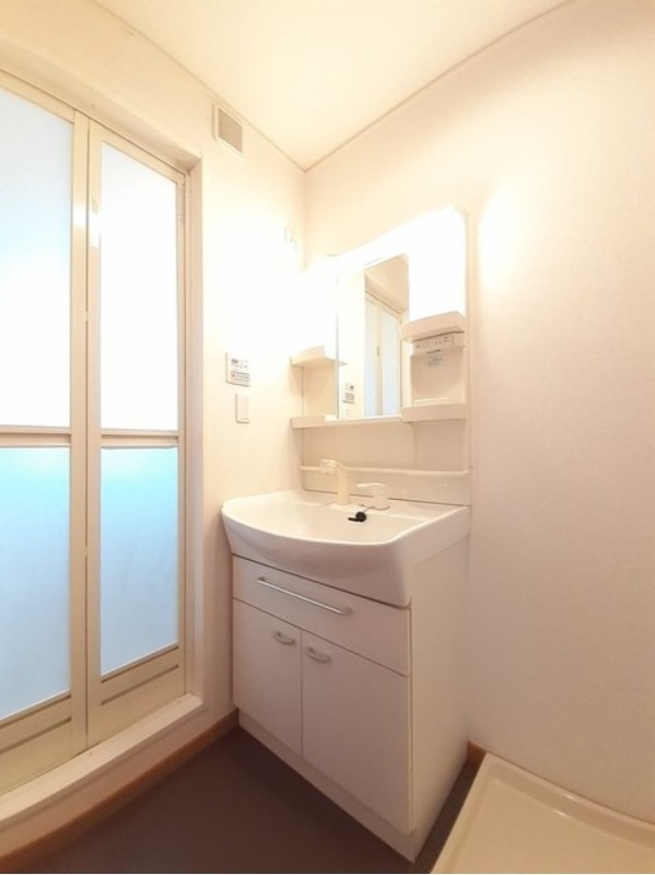 洗面設備　図面と現状に相違がある場合には現状を優先