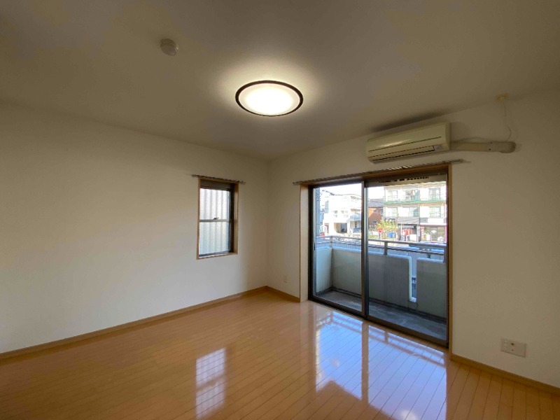 居室・リビング　別号室イメージ