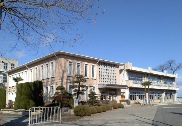 小学校　二本松市立油井小学校（小学校）まで800m