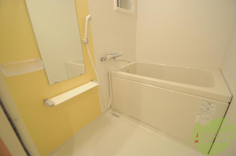 バス・シャワールーム　おトイレとわかれていいるので一日の疲れをゆっくり癒せます♪