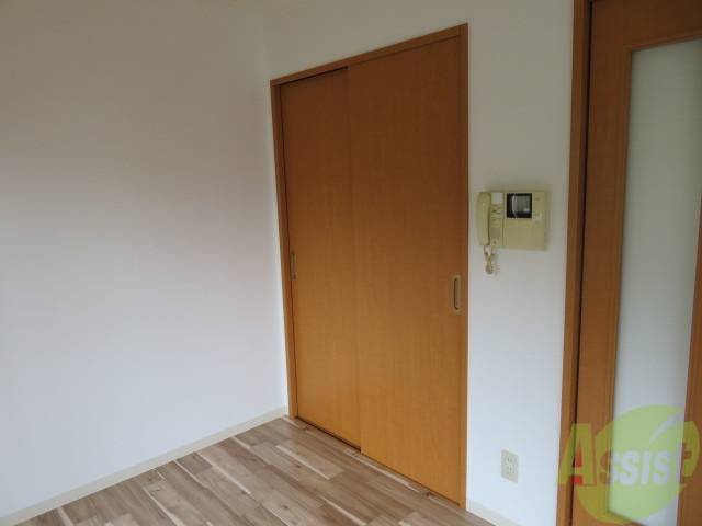 収納　クローゼットがありました。お洋服や荷物はここへ