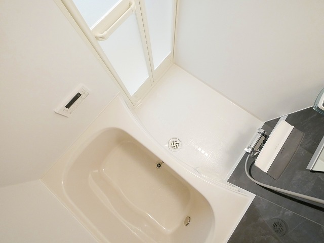 バス・シャワールーム　きれいなお風呂です