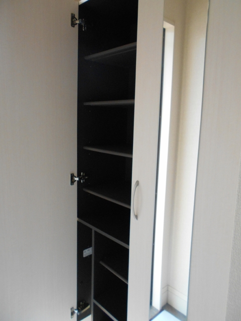 玄関　シューズボックス