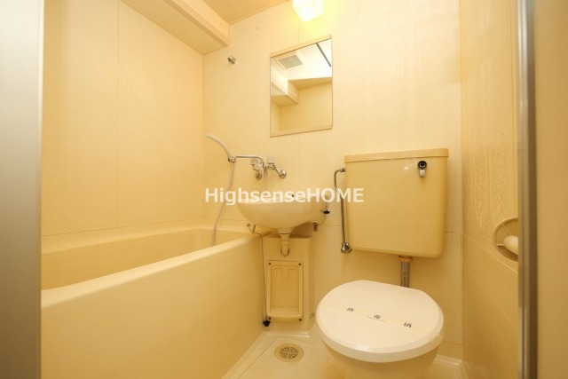 バス・シャワールーム　きれいなお風呂です