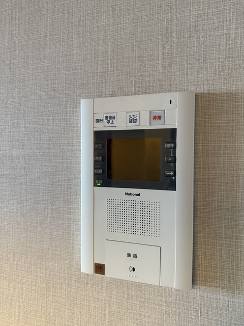 セキュリティ　モニター付きインターフォン