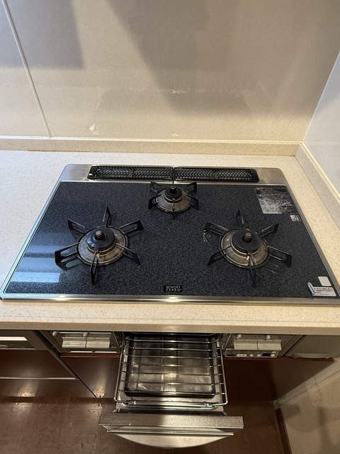 その他設備　３口ガスコンロ