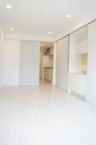 居室・リビング　リブリ　ルームス弁天３の洋室