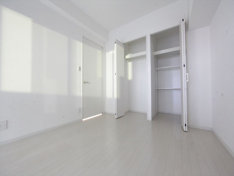 その他部屋・スペース　洋室6帖　ウォークインクローゼット付（収納充実してます）