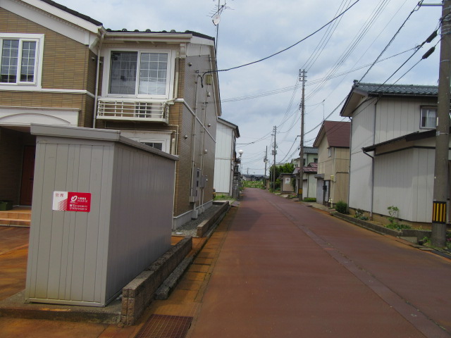 その他　前面道路（その他）まで0m