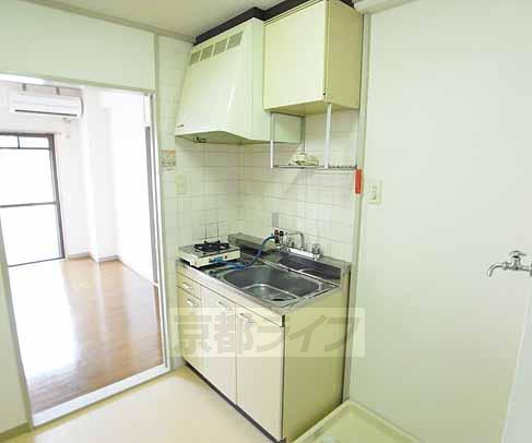 キッチン　コンパクトで使いやすいキッチン・