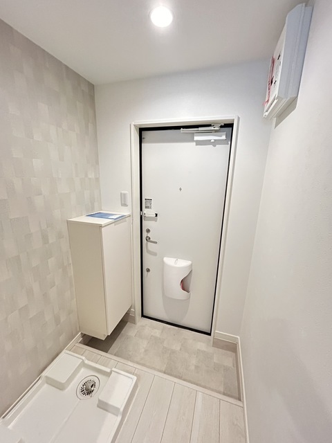 玄関　同じ施工会社の物件の参考写真です。イメージを。