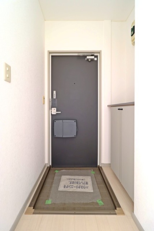 玄関　図面と現状に相違がある場合には現状を優先