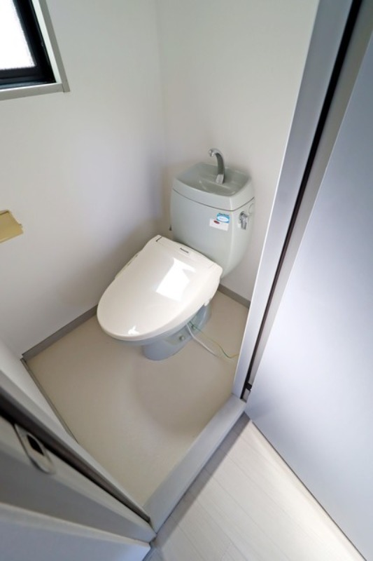 トイレ　図面と現状に相違がある場合には現状を優先