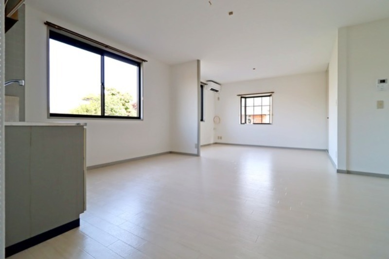 居室・リビング　図面と現状に相違がある場合には現状を優先